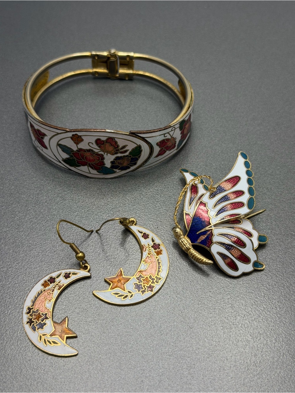 🙈2/$40Vintage Cloisonné jewelry